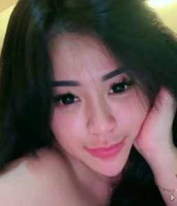 Meychen Pose Cantik Hot - AVTub