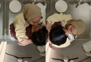 Viral! Ukhti Sange di Fitting Room sama Pacarnya - AVTub